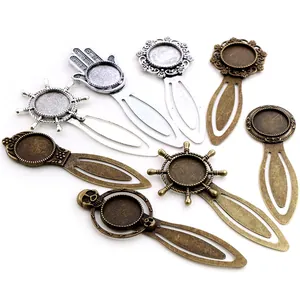 Base per Segnalibro in Lega di Zinco Vintage con Timone Mano di Fatima Motivo Floreale DIY Componenti per Gioielli Argento Bronzo