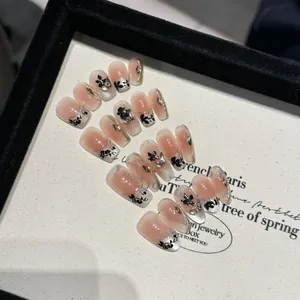 Handmade Press-on Nails Nude Pink Gradient Gilded Maple Leaf Butterfly Design Elegant New Chinese Style Coffin Oval False Nails