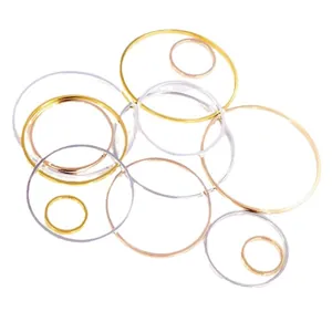 Componenti per orecchini in rame lucido in varie dimensioni e finiture metalliche