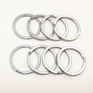 Eight polished stainless steel split key rings in silver color for DIY keychains