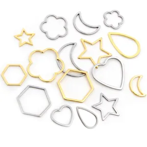 Ciondoli in Acciaio Inossidabile Geometrici Cavi Luna Stella Cuore Fiore Esagono Goccia d'Acqua Per Creazione Gioielli