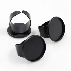 Drei verstellbare schwarze Ringrohlinge für DIY-Schmuck mit 20mm runden Fassungen im Set