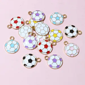 Pendentifs de football en émail coloré et alliage doré pour la création de bijoux DIY