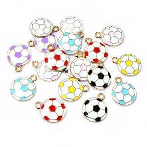 Pendentifs football émaillés multicolores avec monture en alliage doré pour bijoux DIY
