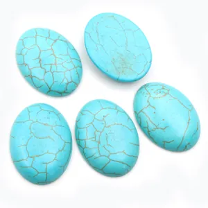 Vijf ovale turquoise cabochons met natuurlijk craquelé voor het maken van sieraden