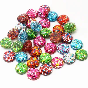 Bunte runde Kunstharz-Edelsteine mit Glitzerplättchen für DIY-Schmuck und Bastelarbeiten