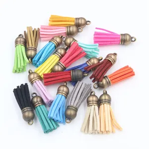 Bunte 3,8/5,5 cm Wildleder Quasten Anhänger mit Bronze Kappen für DIY Schmuck Zubehör