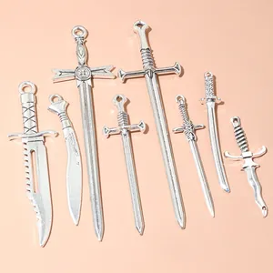 Set mit 8 Vintage-Silber-Schwertanhängern für DIY-Halsketten und Bastelzubehör
