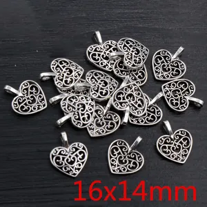 Detailansicht der 16x14mm Herzanhänger aus Silberlegierung für DIY-Schmuckherstellung