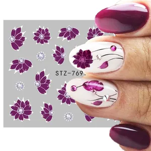 Autocollants nail art à fleurs violettes avec motifs de roses et strass brillants