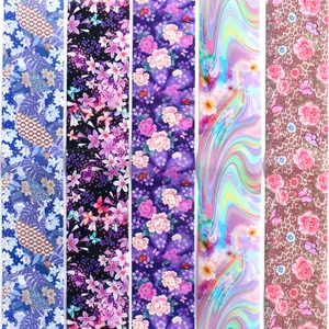 Adesivi per unghie con fiori rosa e farfalle motivi a stella per nail art creativa