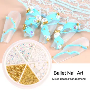 Kit nail art avec perles dorées, strass et demi-perles dans un étui rotatif mixte