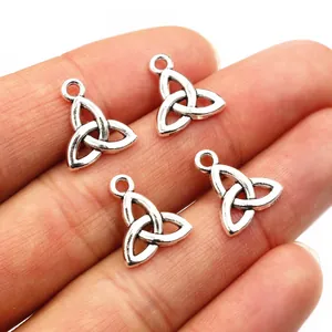 Antique silver celtic triquetra triangle charms for DIY jewelry making and pendants
