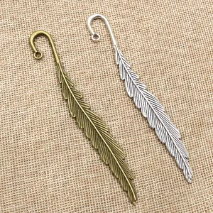 Vintage Alloy Feather Pendant Charms For DIY Jewelry Making Necklace Bracelet Findings Antique Silver Bronze Bookmark Accessories