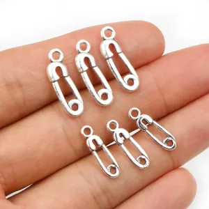 Pendentifs épingles à nourrice argentés vintage pour création de bijoux DIY sur la main