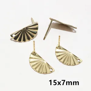 Detailed macro view of 15x7mm gold-plated fan-shaped earring base with radial texture