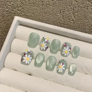 Handmade Sage Green Cat Eye Press On Nails With White Daisy Short Square Round Reusable Full Cover False Nails For Women