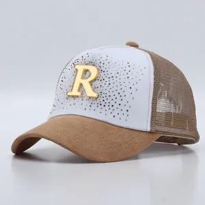 Berretto da baseball in mesh con logo R di strass e pannelli traspiranti bicolore
