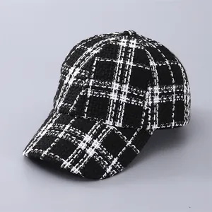 Women's Retro Tweed Houndstooth Baseball Cap Vintage Plaid Sequin Duck Tongue Hat Adjustable Winter Warm Fashion Casual Sun Hat