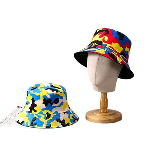 Bobs de style camouflage coloré pour activités de plein air et randonnée, design mixte