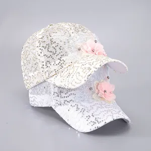 Casquettes de baseball élégantes pour femmes avec paillettes et fleurs en strass