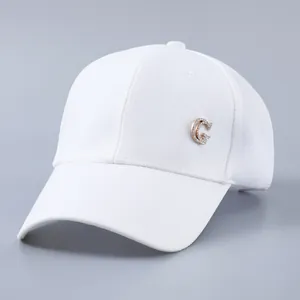White breathable mesh baseball cap with stylish gold G-letter rhinestone emblem