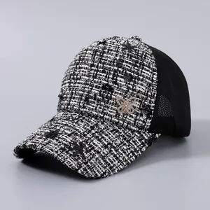 Berretto da baseball pied-de-poule con strass, paillettes e rete traspirante