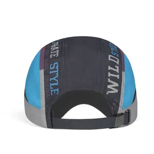 Détail de la sangle réglable et bande réfléchissante sur casquette de sport séchage rapide