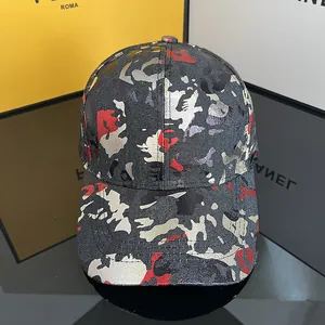 Reflective camouflage graffiti baseball cap with wide brim and multicolor pattern design