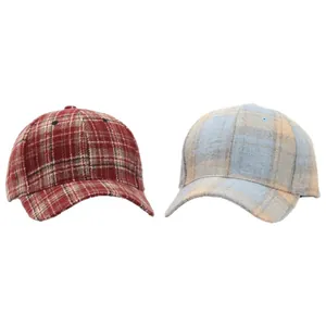 Berretti da baseball pied de poule in tessuto scozzese di lana rosso-marrone e blu