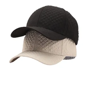 Quilted lattice baseball cap set in black and khaki for autumn and winter warmth