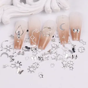 Decoraciones de Arte de Uñas de Metal Mixto Oro Plata Luna Estrellas Mariposas Amuletos Para Accesorios de Manicura DIY