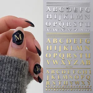 Autocollants d'ongles dorés et argentés avec lettres de l'alphabet à relief 3D