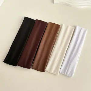 Set di 5 fasce sportive elastiche in colori neutri per yoga, corsa e fitness
