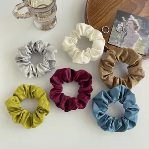 6er-Set große Satin-Haargummis in verschiedenen Unifarben für Pferdeschwanz-Styling