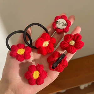 Accessoires Cheveux Fleur Rouge Tricotée À La Main Avec Élastique Broche Et Pince À Cheveux En Laine Mignonne Pour Femme Fille Cadeau