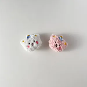Mignons oursons en peluche blancs et roses avec chapeaux rayés pour accessoires DIY