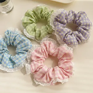 Lot de chouchous à carreaux pastel avec dentelle en violet, bleu ciel, rose et vert