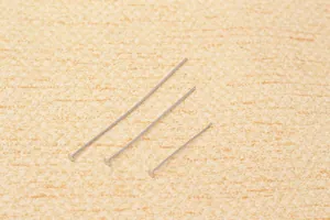 Tre misure di chiodini a testa piatta in argento sterling S925 per la creazione di gioielli