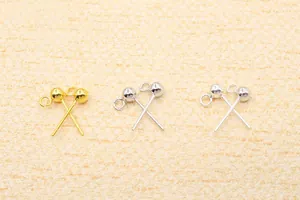 Detailansicht der S925 Sterling Silber Kugelstecker mit Öse in Gold und Silber