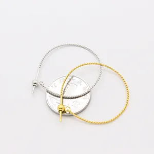 S925 sterling zilveren gedraaide oorringen met kralen en 25mm diameter schaalreferentie