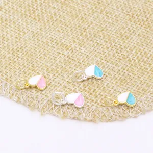 Mini S925 zilveren vergulde hartjes hangers met roze en wit emaille druppel olie