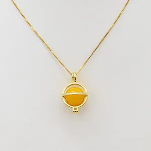 Collier en argent S925 avec pendentif sphère creuse dorée et pierre précieuse jaune