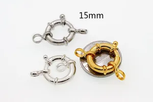 Makroaufnahme von 15mm S925 Sterlingsilber Federverschluss in Gold und Silber