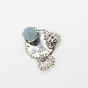 S925 Sterling Silber hohle Herz-Perlenkappen mit hellblauer Perle für DIY Schmuckherstellung