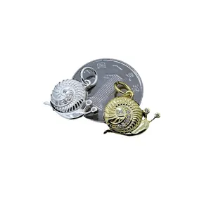 Pendenti a lumaca in argento S925 con zirconi cubici in finiture oro e argento