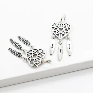 S925 Sterling Silber Herz Traumfänger Anhänger mit Federn und filigranem Webmuster