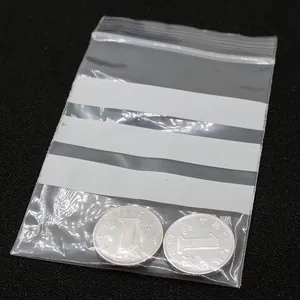 Sachet PE transparent avec fermeture zip et trois bandes blanches pour étiquetage
