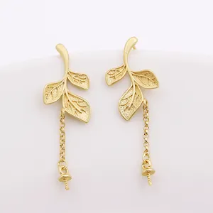 Elegante S925 Sterling Silber Goldblatt Ohrringe mit DIY Perlenbasis und Kettendesign