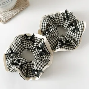 Chouchous Vintage à Carreaux Gingham pour Femmes Nœud Noir Imitation Künstliche Perle Bord Volanté Élastiques en Tissu Accessoires Cheveux